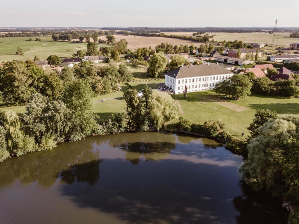 Apartmán Gutshaus Gross Helle Mölln Exteriér fotografie