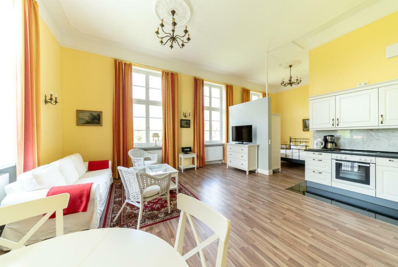 Apartmán Gutshaus Gross Helle Mölln Exteriér fotografie