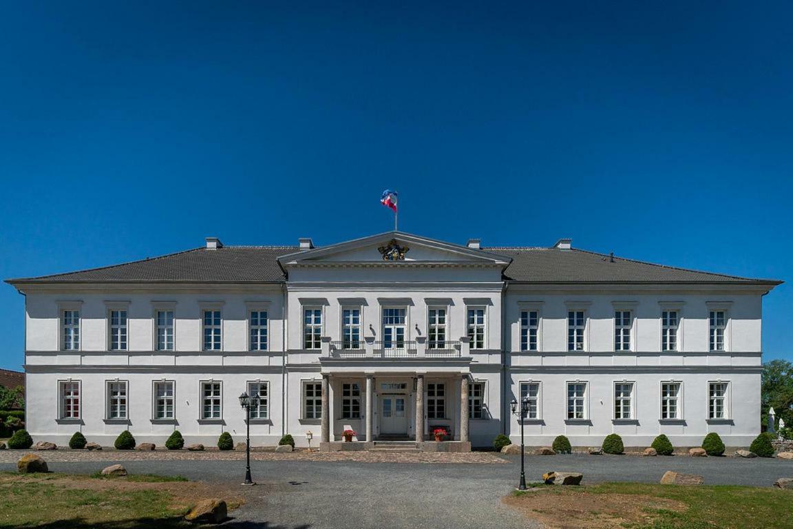 Apartmán Gutshaus Gross Helle Mölln Exteriér fotografie